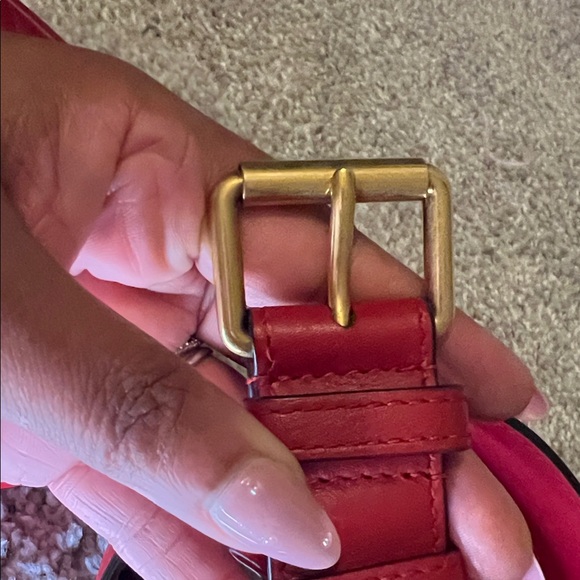 Gucci Red Mini Belt Bag with Gold Logo - Picture 5 of 13